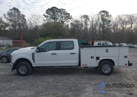 2023 Ford F-250 Xl из США, поврежденный, VIN 1FT7W2BA1PEC92897